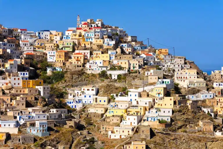 Karpathos, vue sur le village d'Olympos au nord de l'île