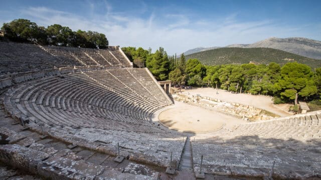 Le théatre antique d'Epidaure dans le Péloponnèse