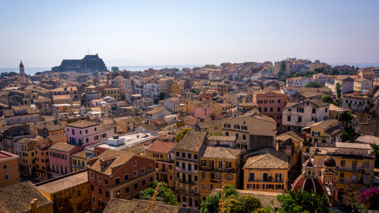 Corfou, Grèce - Vue sur la ville ville de Corfou / Kerkyra