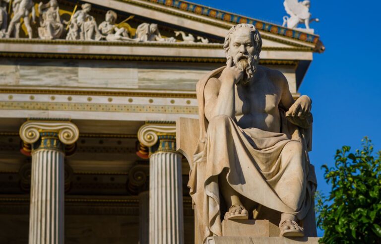 Le Chemin vers la Démocratie : Acropole et Agora